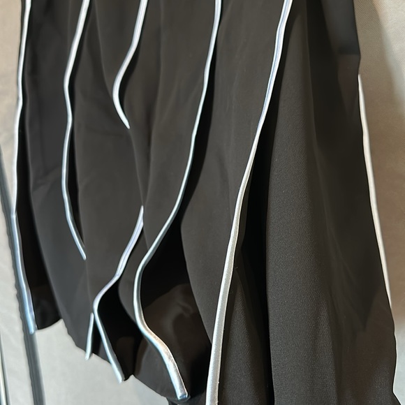 INC pleated skirt - Picture 3 of 8